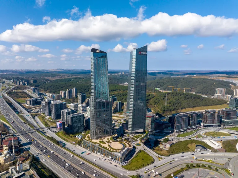آپارتمان خانوادگی ۲+۱ Skyland Istanbul Prime ساریر | اسکای‌لند استانبول ۱۵۴m² پانوراما